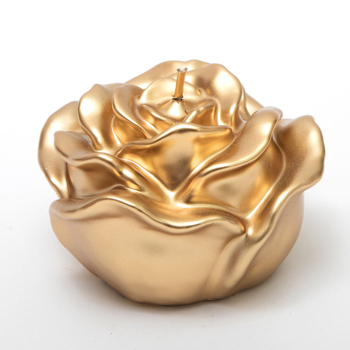 Candela decorativa laccata a forma di Rosa Oro Ø 11 cm, con petali a rilievo e finitura lucida, perfetta come bomboniera e accessorio d' allestimento per eventi a tema. Scopri i nostri articoli su Silani Srl.