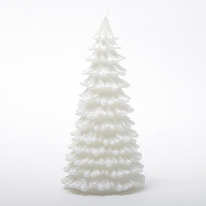 Candela albero frastagliata bianca Ø 6X6X11CM, perfetta per abbellire gli ambenti durante le festività natalizie. Perfetta per accompagnare composizioni floreali e per allestire spazi e angoli a tema. Ideale come idea regalo e bomboniera. Scopri i nostri articoli su Silani Srl.