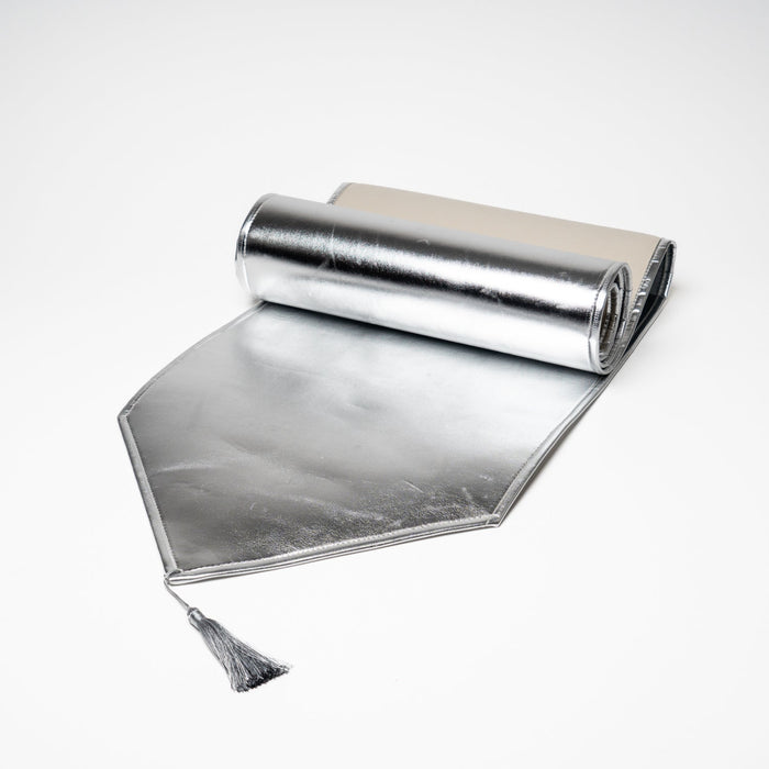 Runner da tavola in ecopelle metallizzata argento 33X210CM