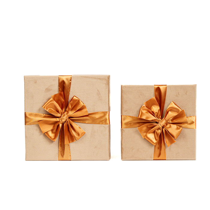 Set 2 scatole in velluto crema con fiocco oro