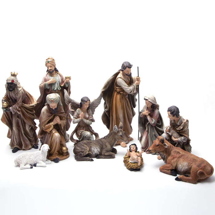 Set Natività Nazareth 45CM realizzata in resina. Nella scena sono raffigurati tutti i personaggi principali presenti il giorno della nascita di Gesù bambino. Perfetto per dare vitalità a decorazioni Natalizie e ad ambienti casalinghi. Scopri i nostri articoli su Silani srl.