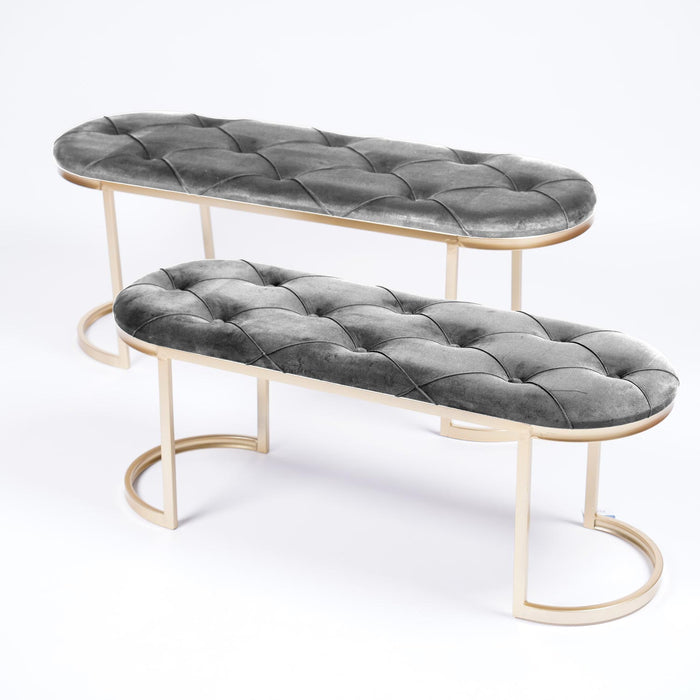 Panche trapuntate ovali in velluto Grigio e metallo dorato, 117X39X48 / 38x107x34cm, morbide al tatto e confortevoli , completo d' arredo per casa , hotel e allestimento eventi. In vendita sullo shop di Silani