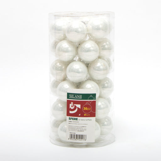 Palline in vetro per albero di Natale colore Bianco, box da 36 sfere di dimensioni 4CM. Perfette anche per decorare ghirlande e festoni, giocando con le tonalità di colore. Confezionate in box di plastica trasparente. In vendita sullo shop di Silani