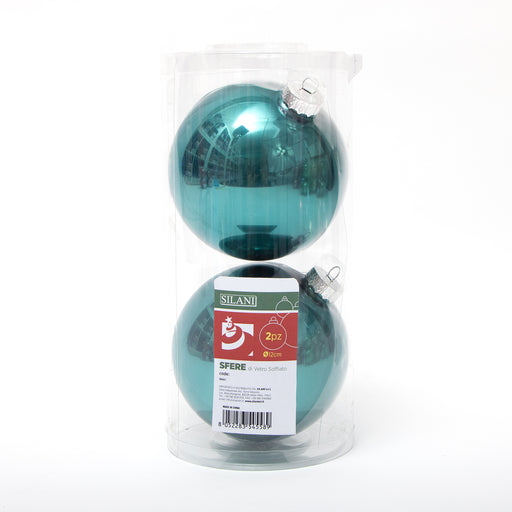 Palline in vetro per albero di Natale colore Petrolio, box da 2 sfere di dimensioni 12CM. Perfette anche per decorare ghirlande e festoni, giocando con le tonalità di colore. Confezionate in box di plastica trasparente. Scopri i nostri articoli su Silani Srl.