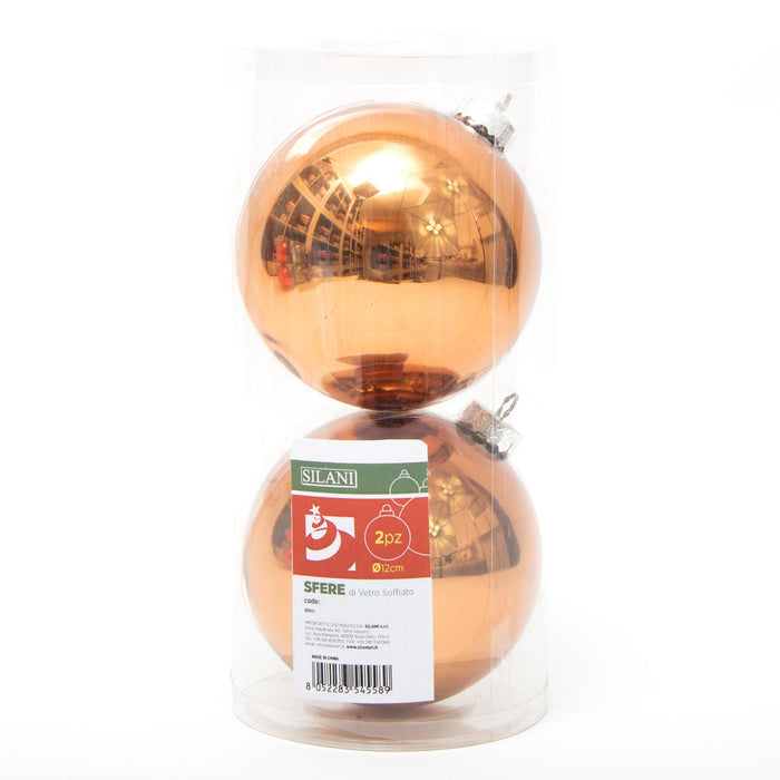 Palline in vetro per albero di Natale colore bronzo, box da 2 sfere di dimensioni 12CM. Perfette anche per decorare ghirlande e festoni, giocando con le tonalità di colore. Confezionate in box di plastica trasparente. In vendita sullo shop di Silani.